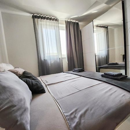 Villa Capris Apartments Koper Eksteriør billede